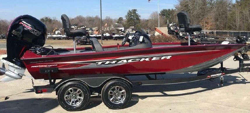 Bass fishing boat rental